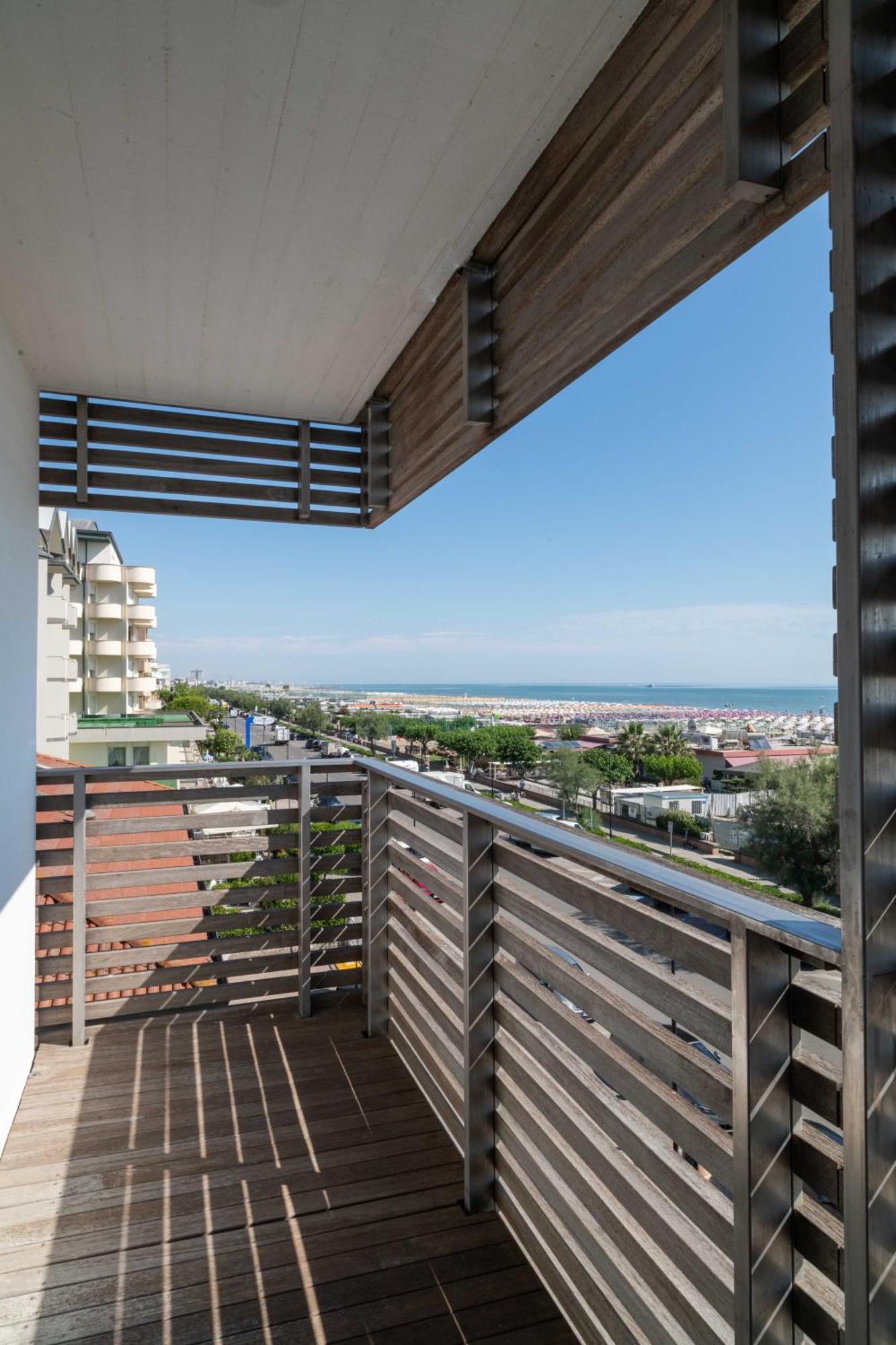Hotel Kiss Beachfront & Restaurant Cervia