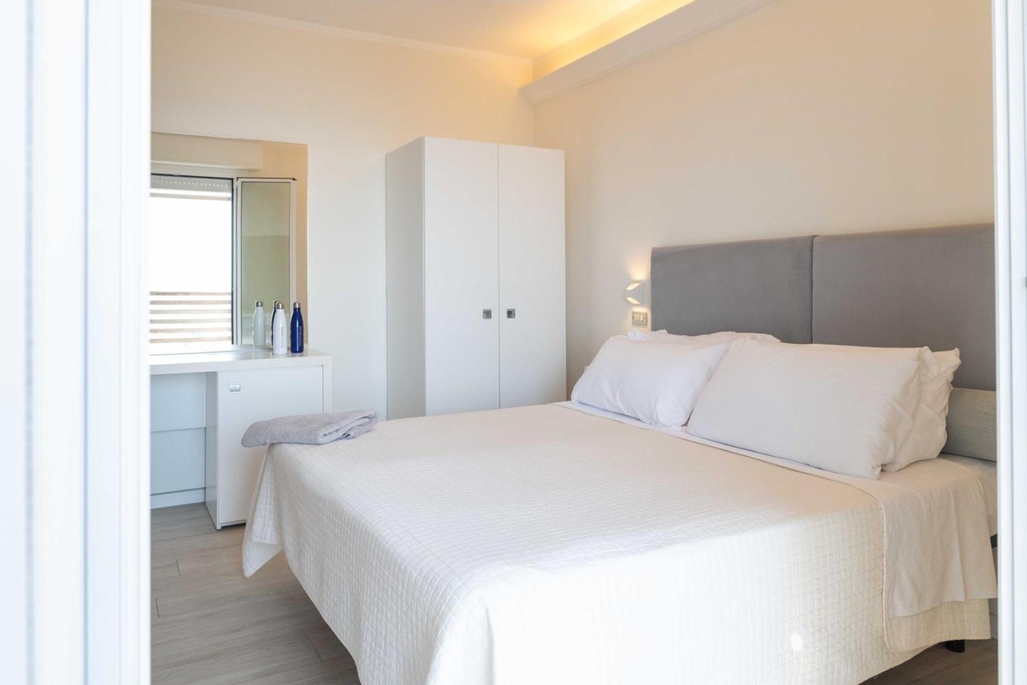 Kiss Beachfront & Restaurant Hotel Cervia